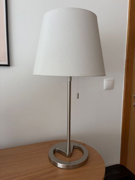 Candeeiro de mesa Nyfors