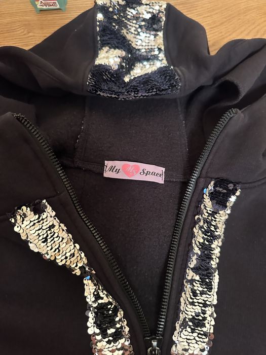 Кофта  на флисе  удлиненная на 8-10 лет