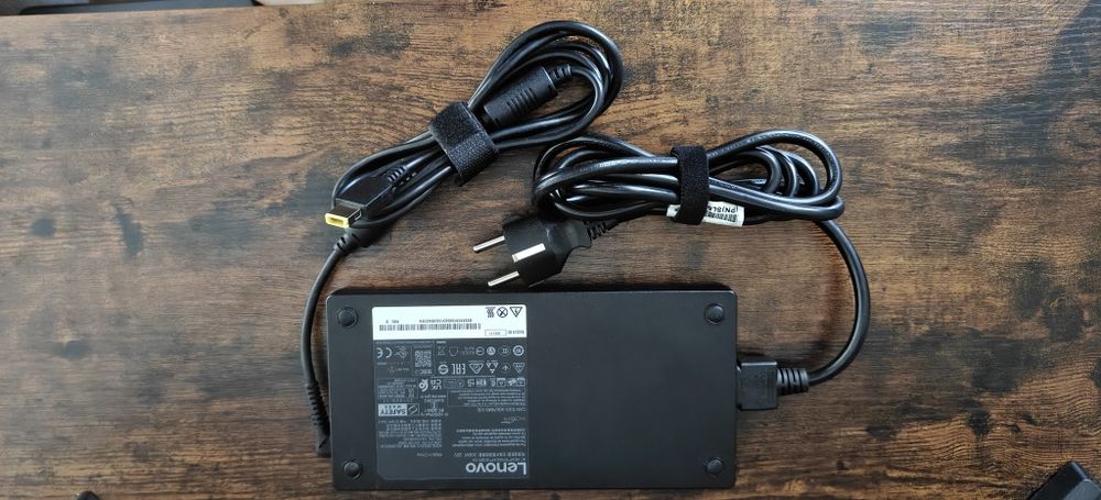 Oryginalny zasilacz Lenovo 300W Slim Tip ADL300SDC3A Legion 5 Pro / 7