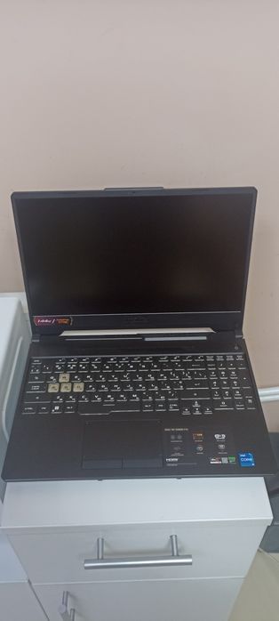 Продам ноутбук Asus F15 FX506HF-HN051