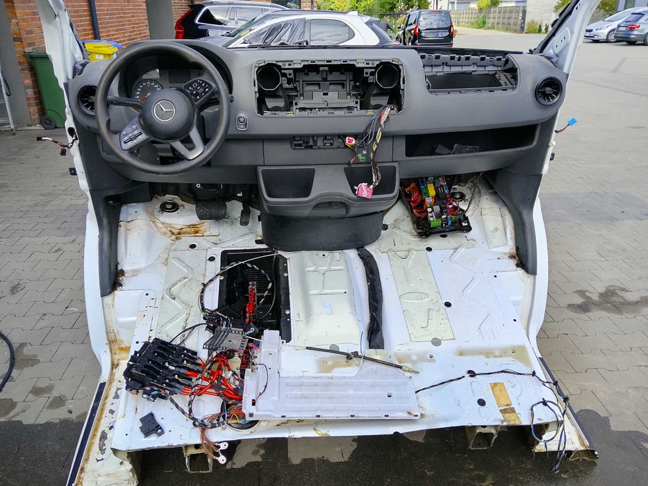Ćwiartka przód Mercedes Sprinter 907