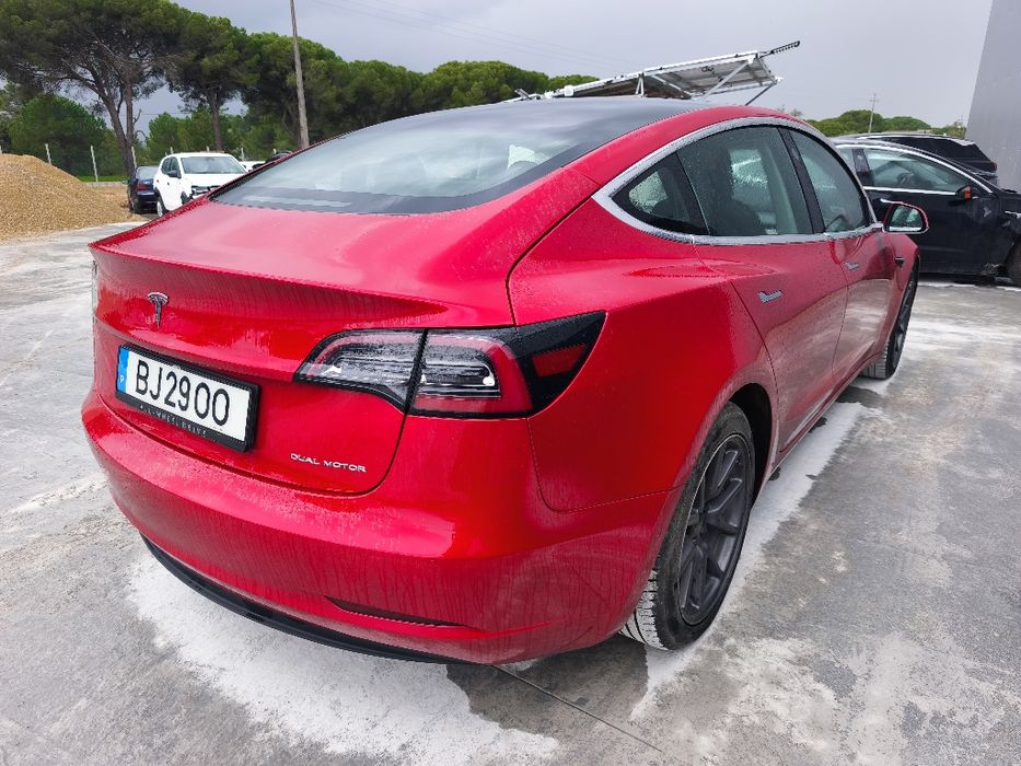 Tesla 3 dual motor 464cv