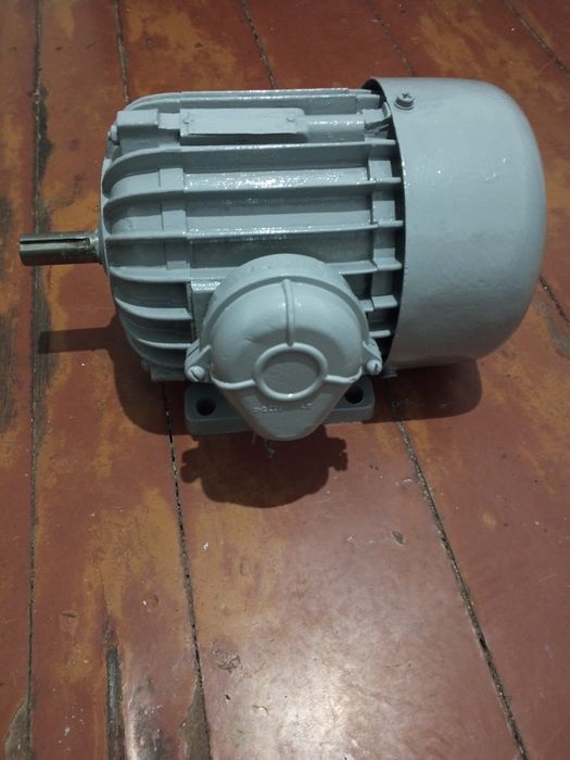 Електродвигун, електромотор,электродвигатель 1.1/1400/220/380в.
