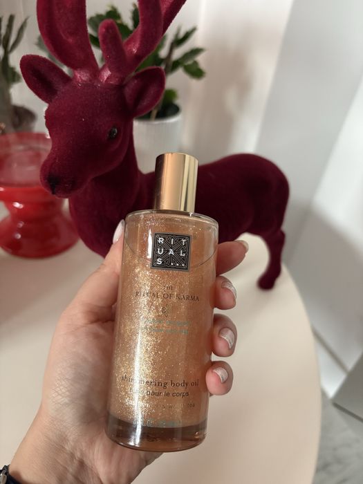 Rituals Ritual of karma olejek do ciała rozwietlajscy z brokatem