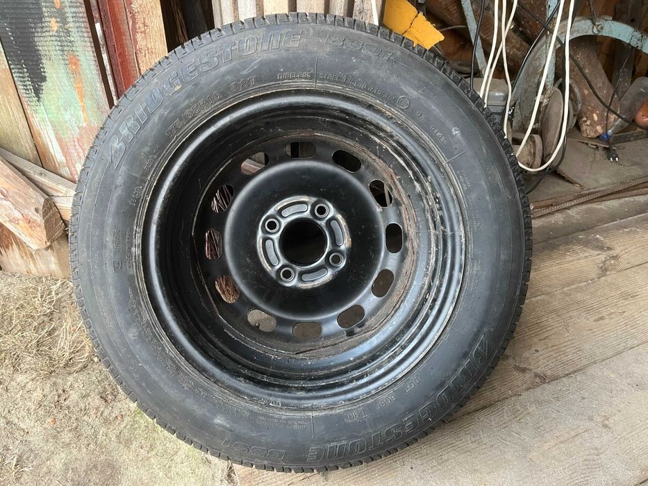 Запаска Bridgestone 175/65R14 на Ford Fusion 2002-2012 на диску