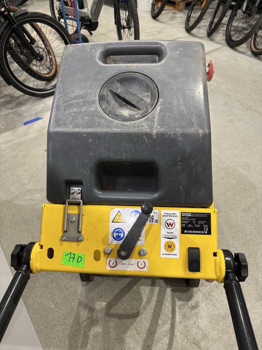 Przecinarka jezdna WACKER NEUSON BFS 1350 – Honda, EURO V
