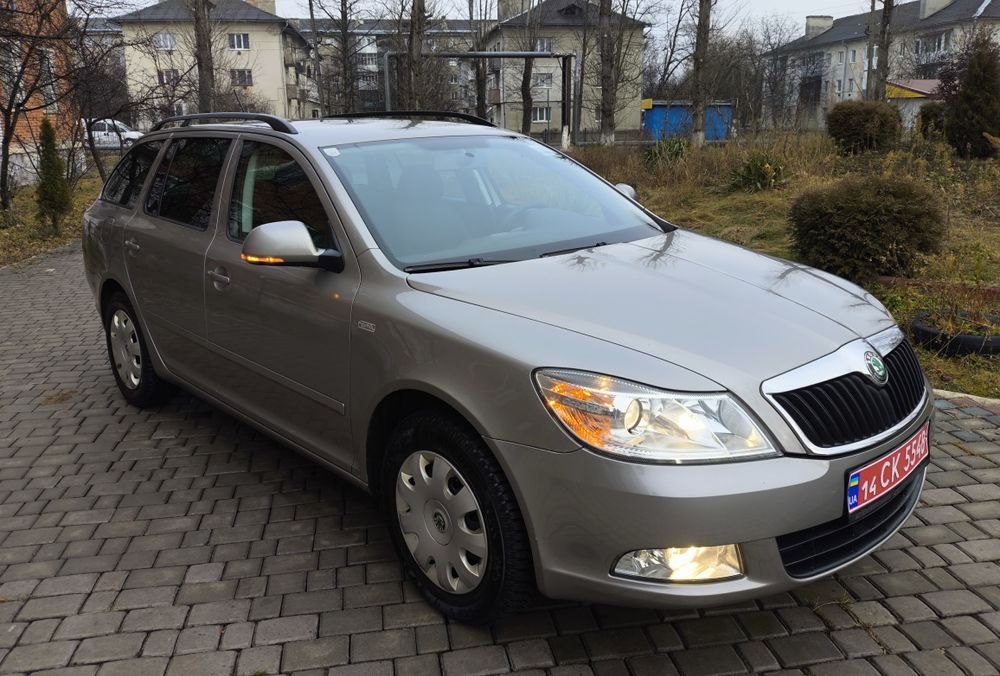 Skoda Octavia 2011 року Свіжопригнана з Австрії 1.6 МПІ mpi Шкода