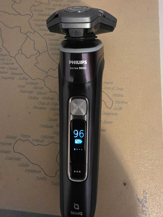 Máquina de Barbear Philips Series 9000 (S9976/55)