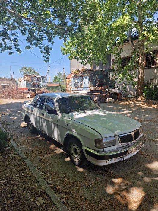 Автомобіль Волга -3110, 1999