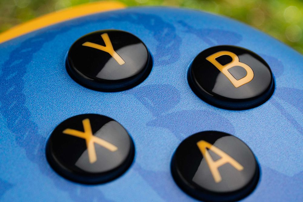 Геймпад 8BitDo Ultimate 3-mode Rare 40th Anniversary для Xbox/PC