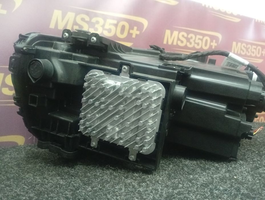 Фара передня права BMW XМ G09 БМВ ХМ Г09 Фара передняя правая 63115A40884 розборка шрот запчастини