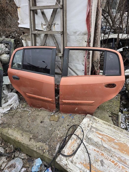 Дверь задняя Chery Kimo S12 левая правая чери кимо двері дверка