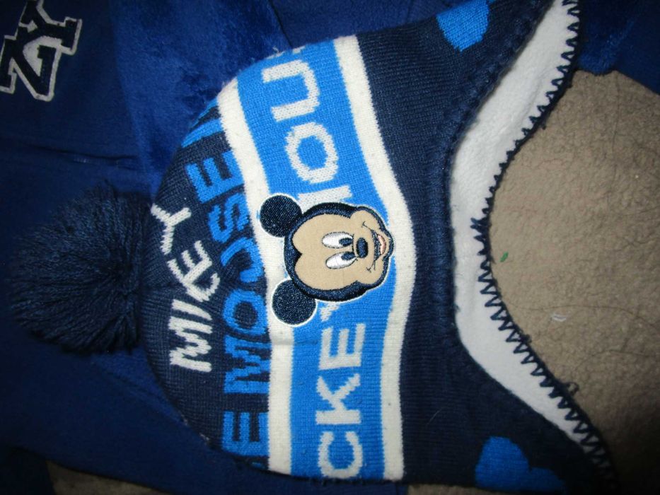 Casaco com forro polar Zippy para criança (2 -3 anos) + gorro Michey