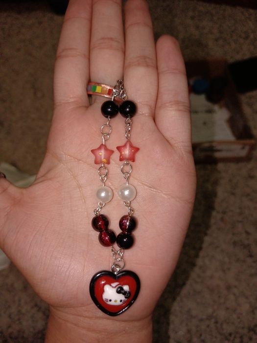 Colar hello Kitty vermelho