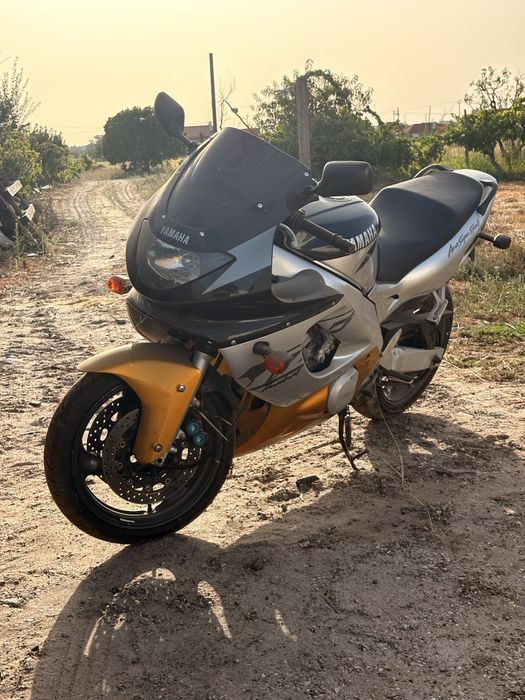 Yamaha Thundercat YZF600R