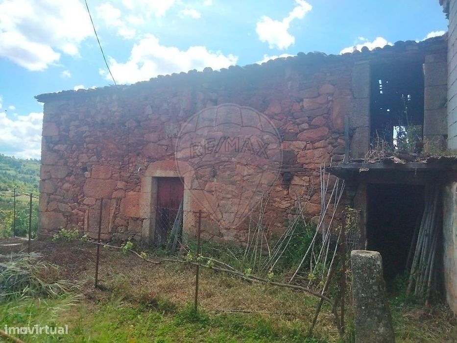 Moradia T0 para venda