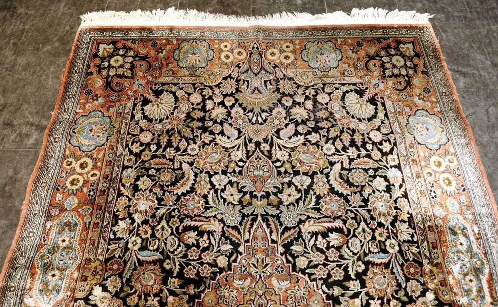Tapete de SEDA natural de Caxemira com 220cm x 154cm