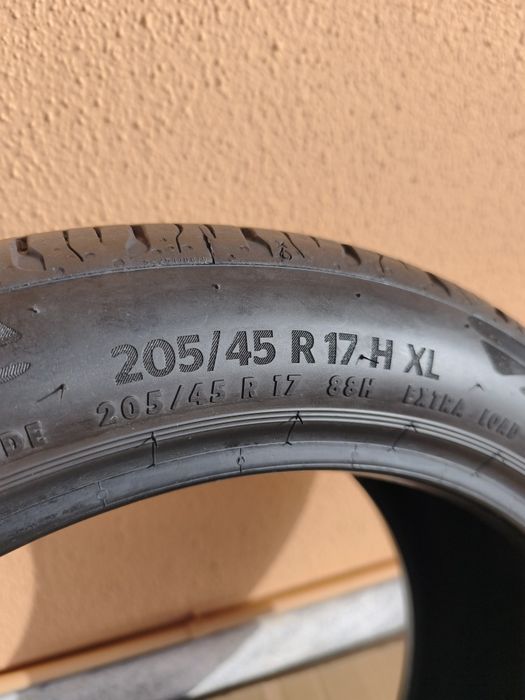 Pneu continental 17' Ecocontact 6