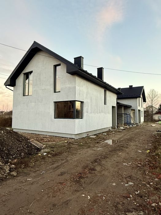 Будинок, особняк, котедж.