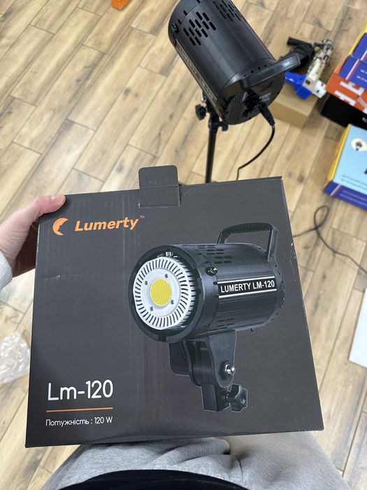 Студійне відео світло LUMERTY LM-120Вт, розпродаж
