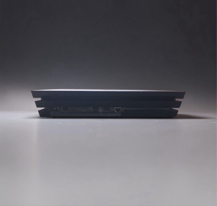 Продам Ps 4 Pro 1TB