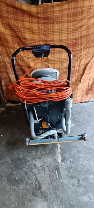 Lavadora e aspiradora Nilfisk CA 410