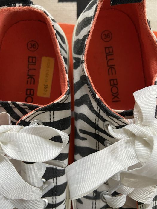 Blue boxi trampki buty sportowe przed kostkę print zebra 36