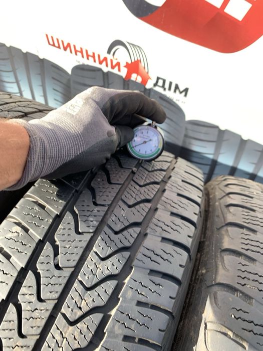 Шини 205/65 R16C Goodyear 7-7,5мм, зима.
