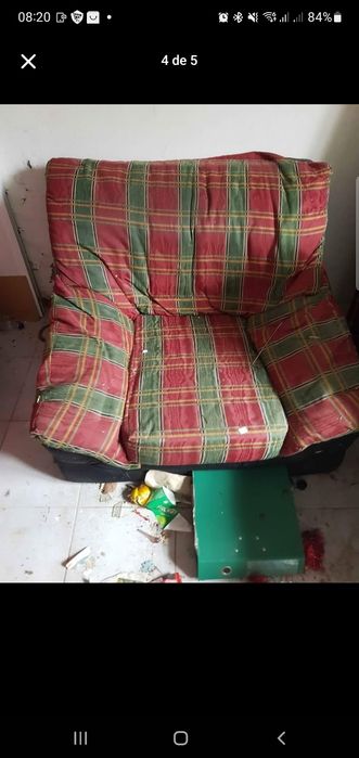 Dou sofas a quem vier primeiro ate fim.de Fevereiro urgente