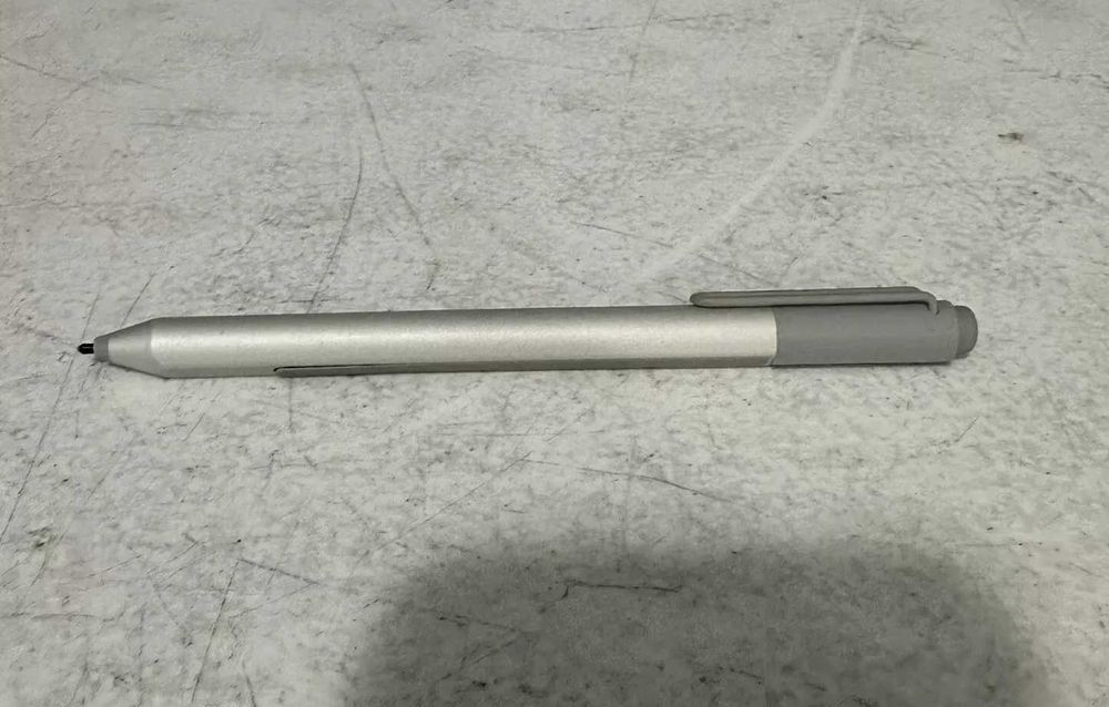 Surface pro 8 I5 16GB RAM 256GB com teclado e caneta Bateria 91%