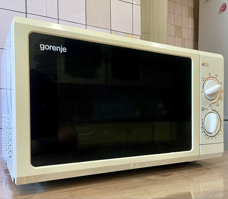 Микроволновка Gorenje