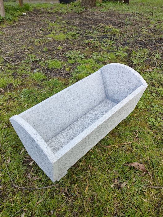 Donica ogrodowa z GRANITU