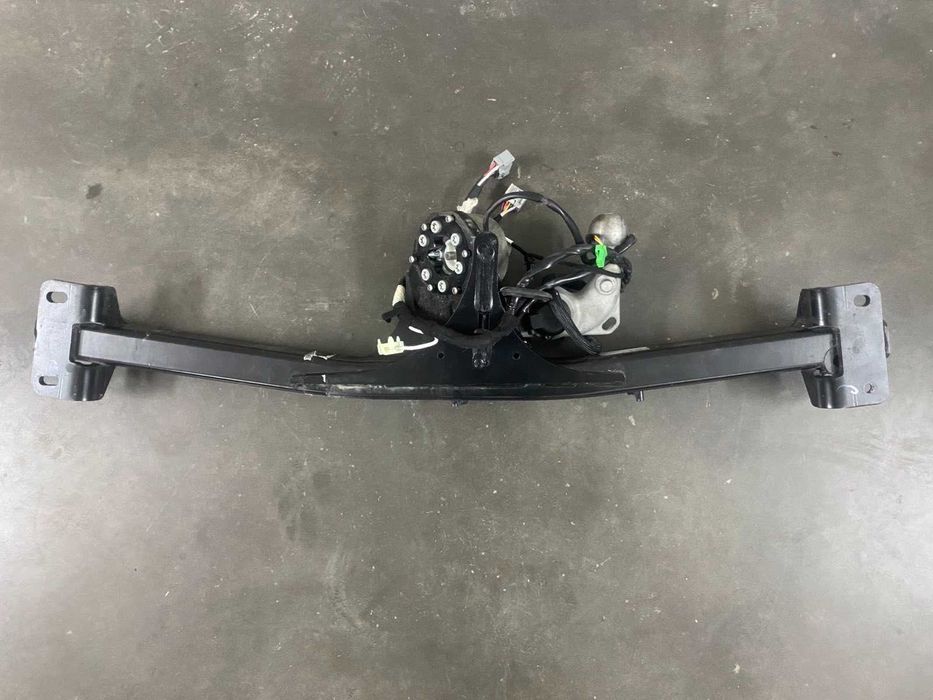 Фаркоп електричний причіпне прицепное Volvo XC40 2017р.- 32351483