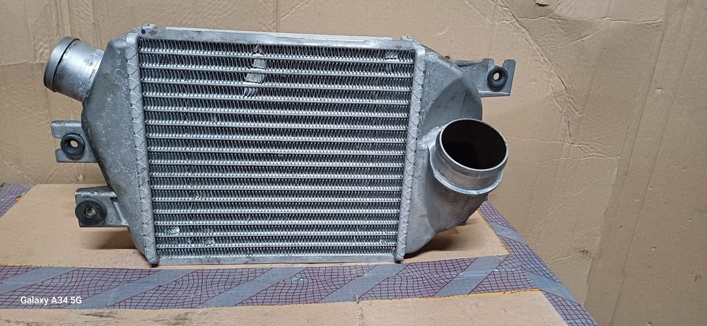 Chłodnica powietrza intercooler subaru outback V 2017r