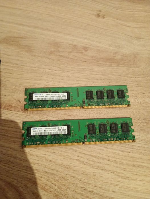 Karta Asus plus 4 GB ramu