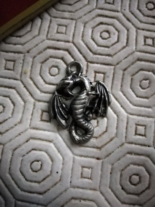 Pendente de Dragão