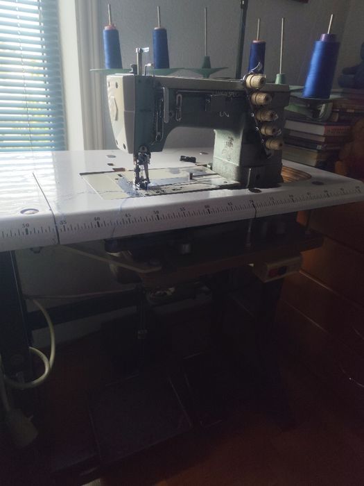 Продам розпошивальну машину пром Kansai Special