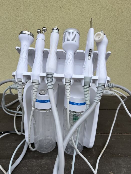 Urzadzenie do oczyszczania wodorowego