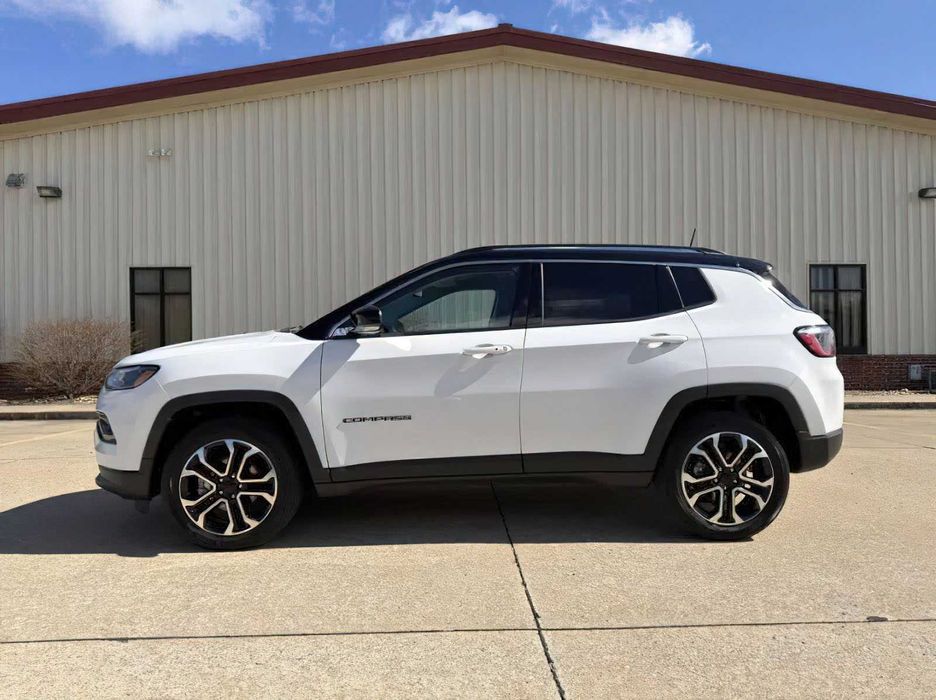 Jeep Compass Limited      2022