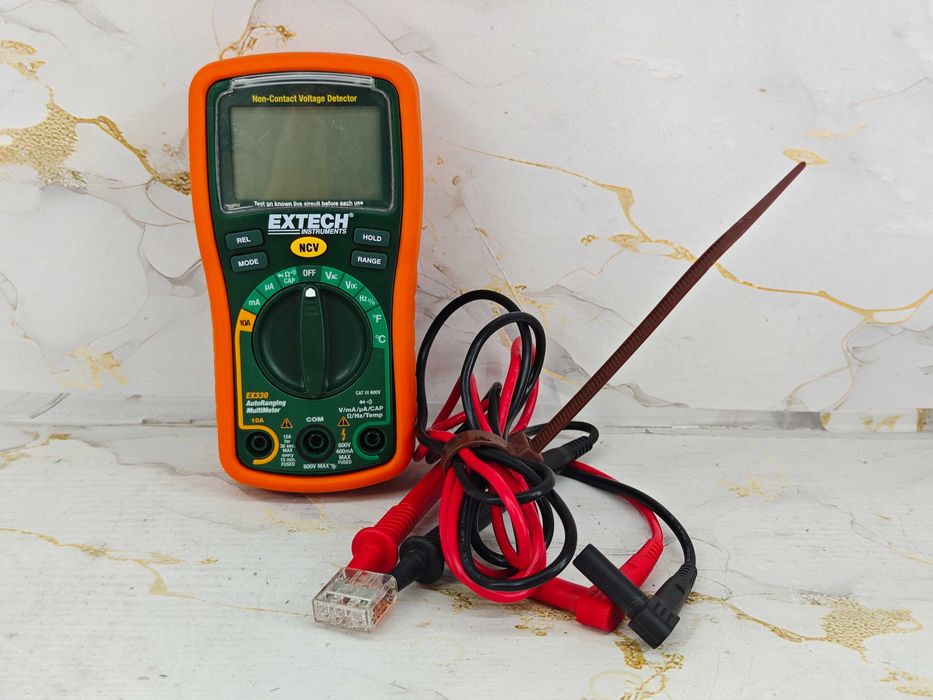Miernik uniwersalny Extech Instruments EX330