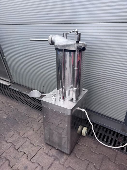 Nadziewarka tłokowa 25l
