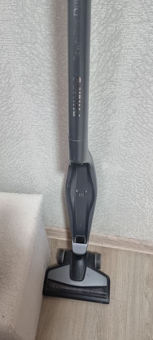 Беспроводной пылесос PHILIPS PowerPro Duo