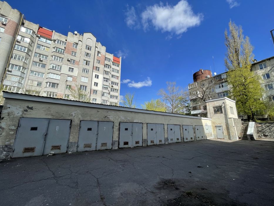 Комерційне приміщення 1593кв.м Водоканал