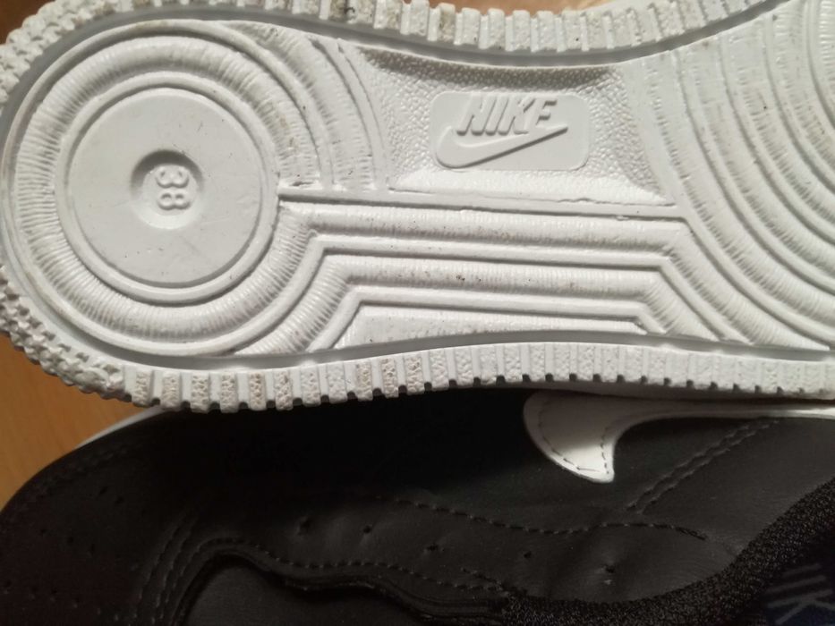 Nowe Nike Air 37
