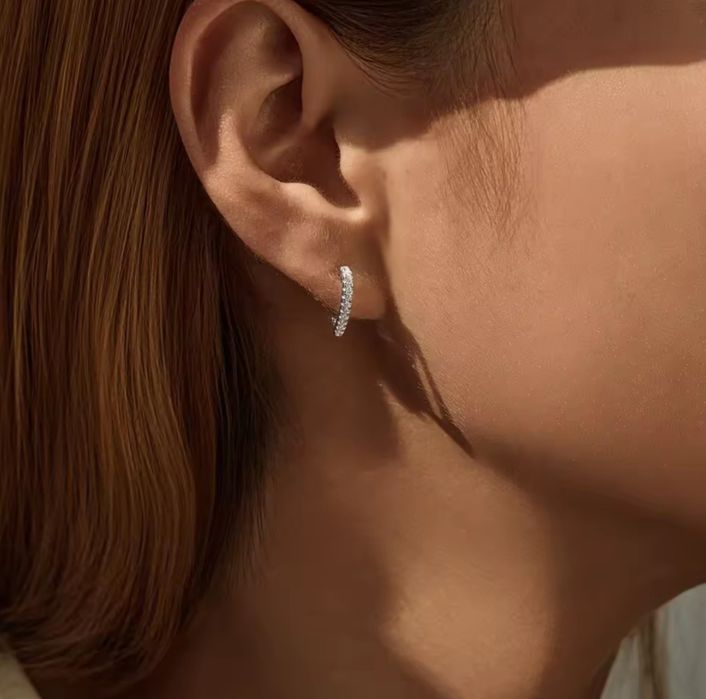 Срібні сережки з діамантами (муасаніт)