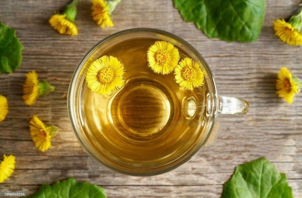 Domowy Sok z kwiatów podbiału ok 300 ml