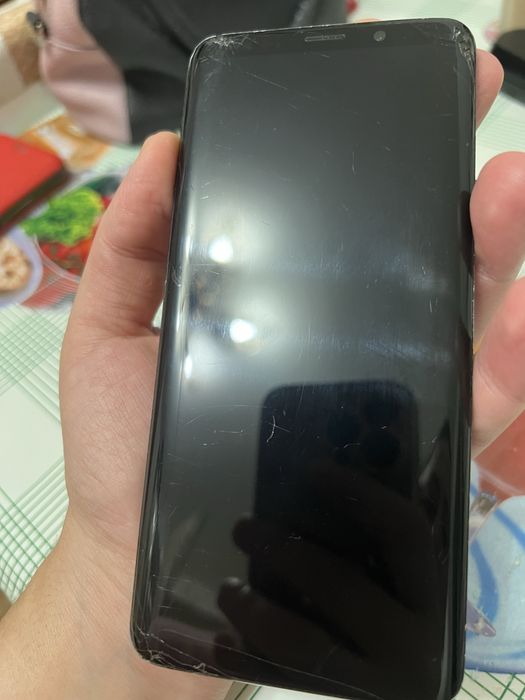Телефон Samsung S9 Plus 6/64Gb