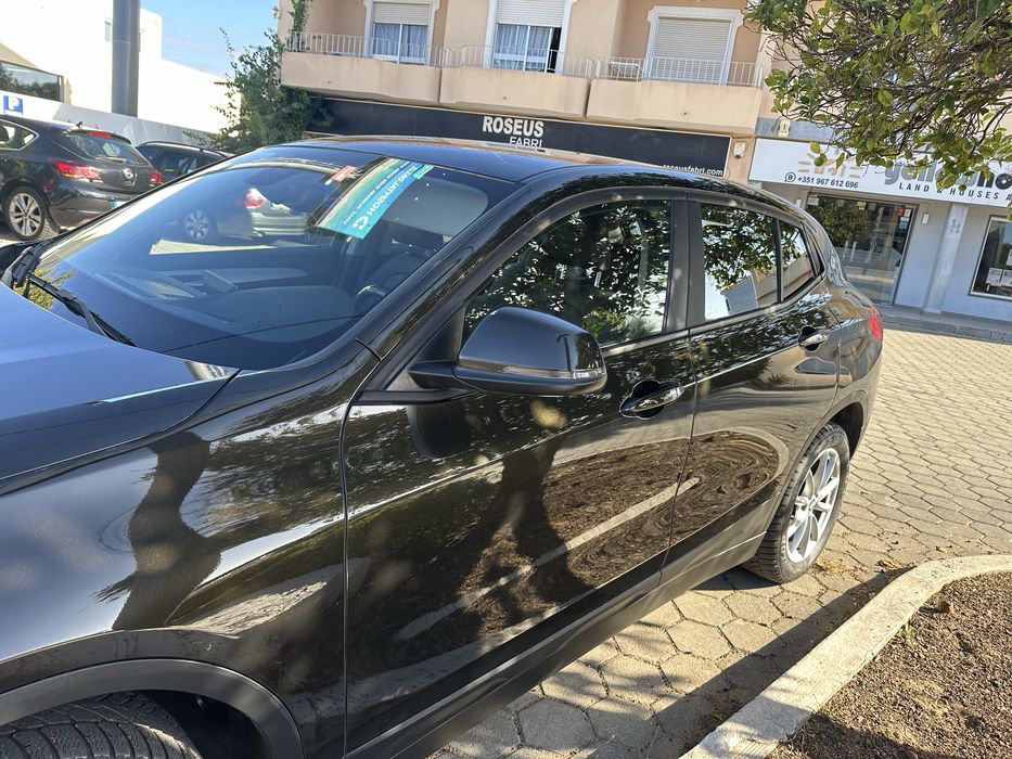BMW X2 sDrive16d Auto – 2019/06 – Excelente Estado- Castanho escuro