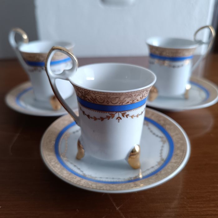 Conjunto de 3 xicaras e pires Venezia Gold Collection
Conjunto