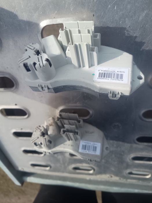 BMW E90 E91 E87 E81 rezystor dmuchawy przekaźnik
